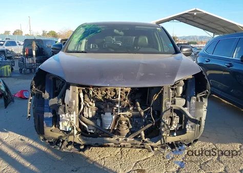 2017 Honda Pilot Lx z USA, uszkodzony, nr VIN 5FNYF5H1XHB003058